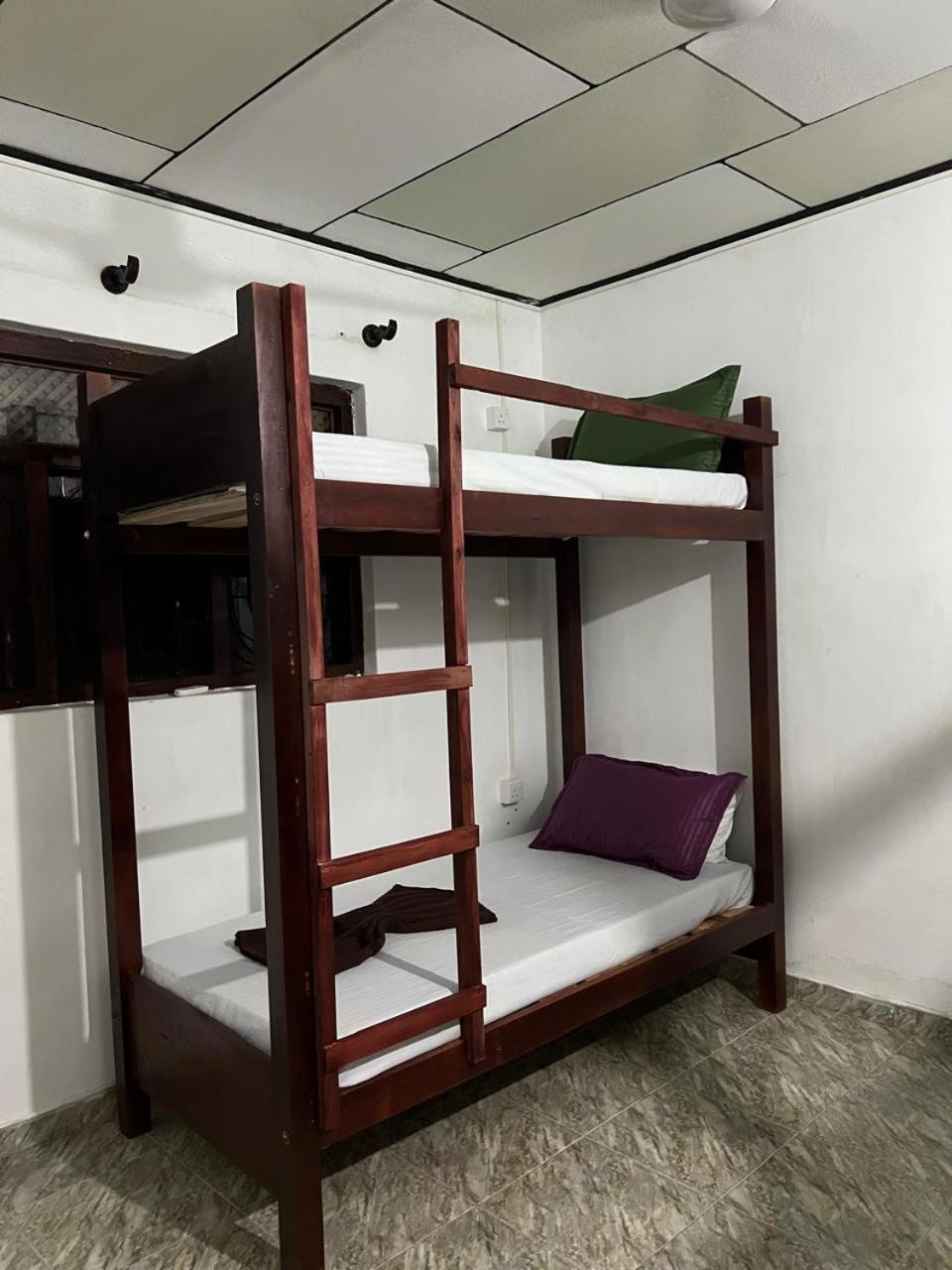 Honey Beach Hostel Negombo Zewnętrze zdjęcie