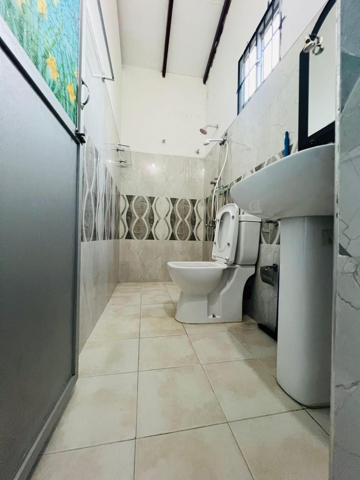 Honey Beach Hostel Negombo Zewnętrze zdjęcie
