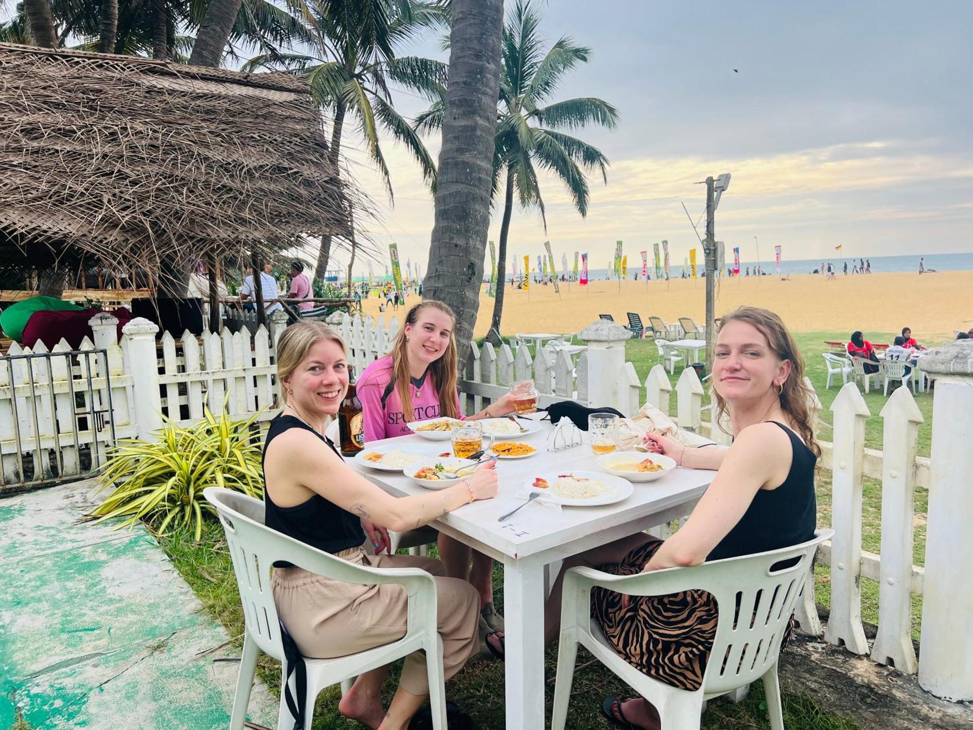 Honey Beach Hostel Negombo Zewnętrze zdjęcie